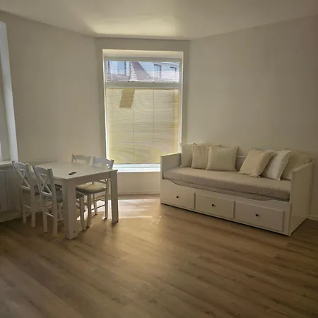 Apartment Westwing Near To Airport Kladno